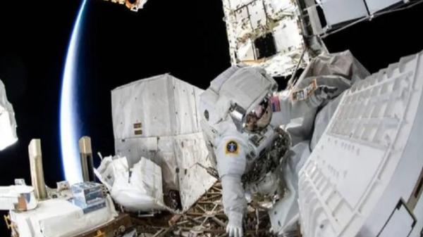 اولین پیاده روی فضایی ناسا پس از یک نقص فنی